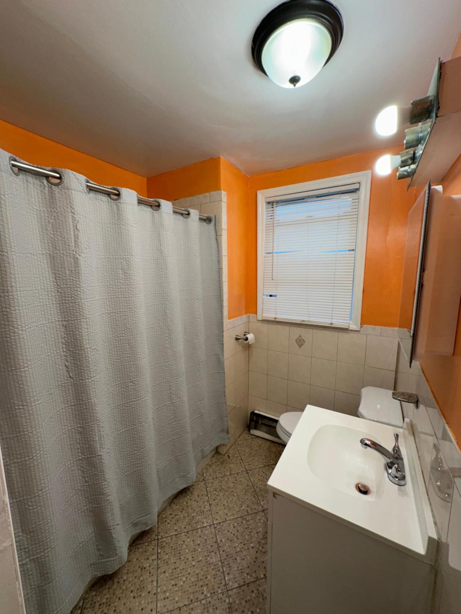 Fidellia Iron Room, Queen Bed Minutes From Newark Liberty International Airport And Newark Penn Station المظهر الخارجي الصورة